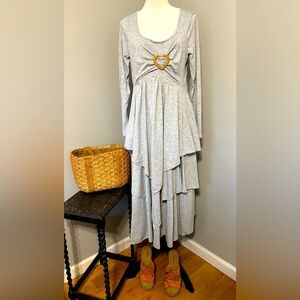 Women Pockets Dress Rd Neck stretchy fabric Long Sleeves Multilayer Ruffles. NWT